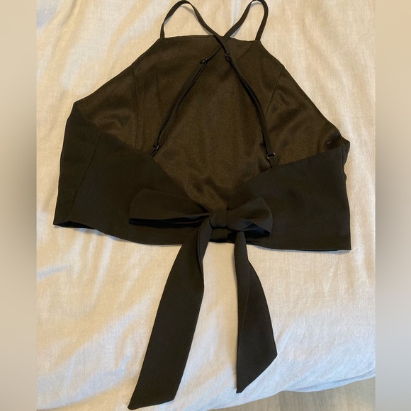 Going Out Crop Top - Picture 2 of 8